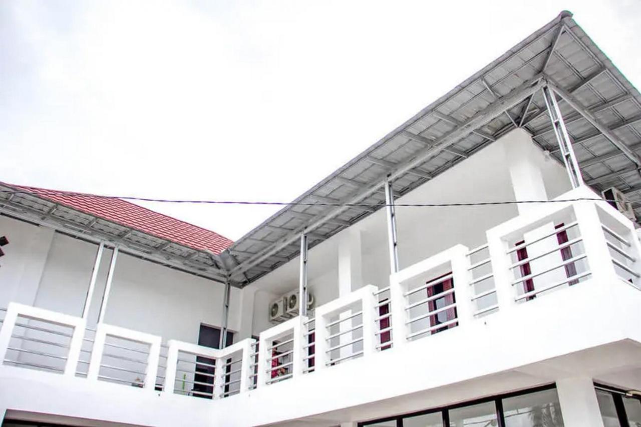 Samar Wulu Guest House Syariah Mitra Reddoorz Near Ketapang Ketapang  Екстериор снимка