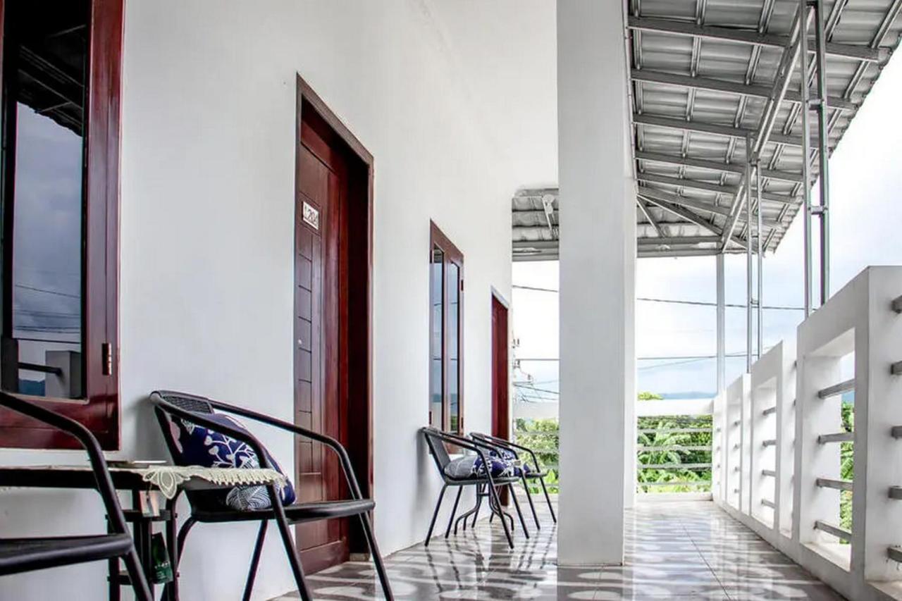 Samar Wulu Guest House Syariah Mitra Reddoorz Near Ketapang Ketapang  Екстериор снимка